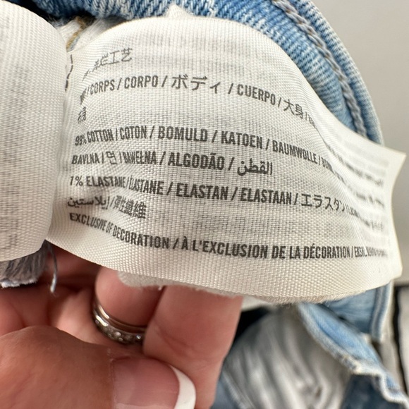 ABERCROMBIE & FITCH 4 The DAD light wash crossover Curve Love relaxed fit jean - Picture 8 of 13